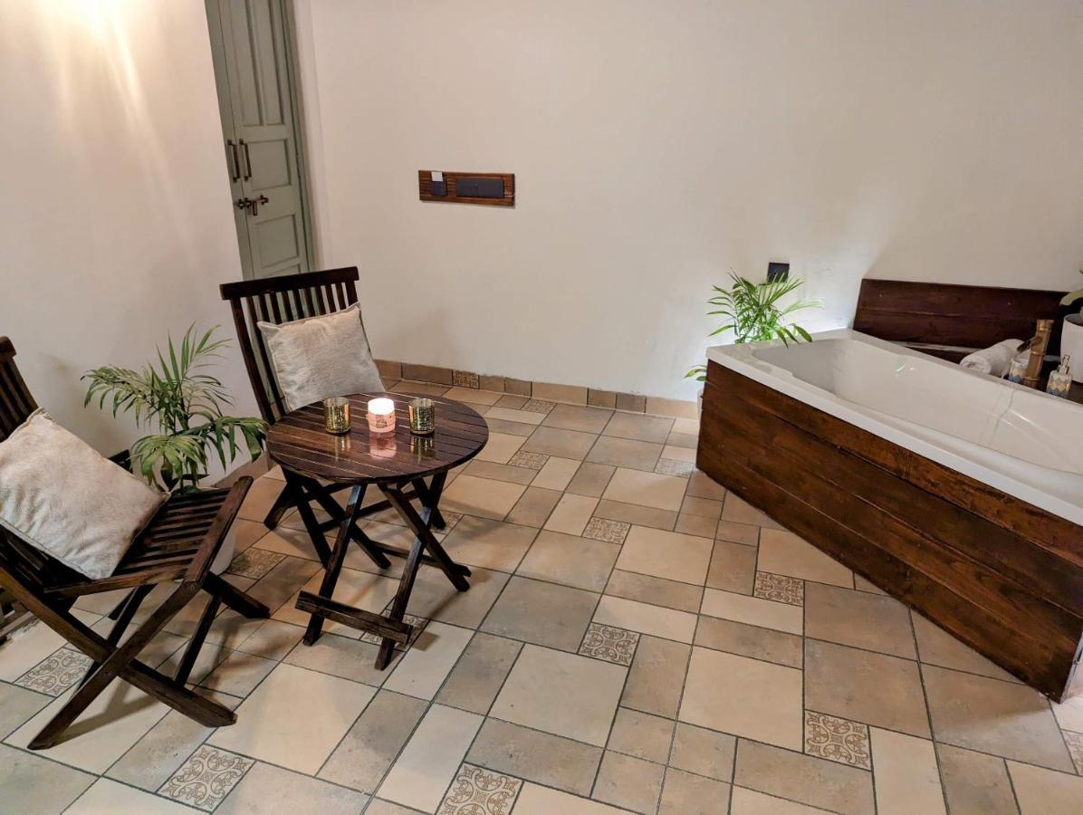 Cape House Hotel Amritsar Ngoại thất bức ảnh